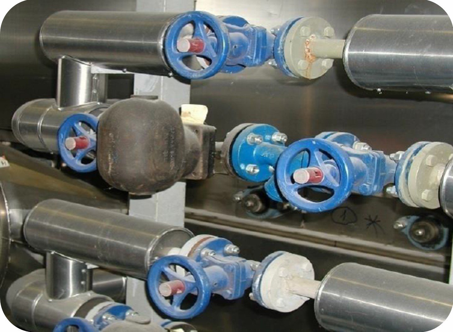 قبل - مجموعة صمامات